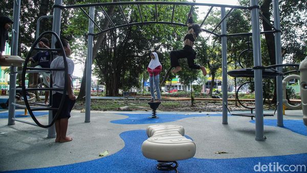 Wajah Baru Taman Kota Bekasi Kini Lebih Terbuka dan Ramah Anak