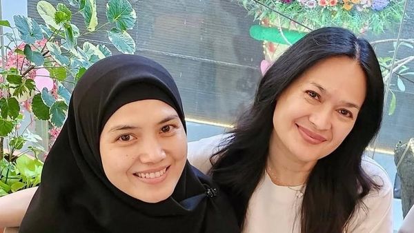 Donna Harun Ultah Ke-58, Foto Masa Muda Disebut Mirip Istri Ricky Harun