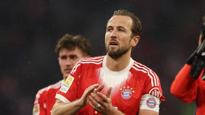 Harry Kane jadi alat kampanye salah satu calon presiden Barcelona.