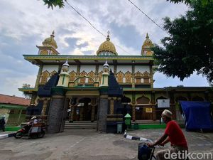 Melihat Keunikan Arsitektur Masjid Tertua di Nganjuk
