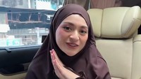 Intip Nathalie Holscher Manasik Jelang Umrah pada Ramadan Kali Ini