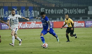 Persib Vs Manila Digger Digeser ke SJH karena Lapangan GBLA Memprihatinkan