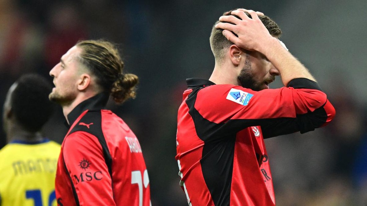 AC Milan kalah 0-1 dari Parma dalam lanjutan Serie A (Foto: REUTERS/Daniele Mascolo)