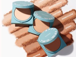5 Bedak Terbaik untuk Kondangan, Bikin Makeup Glowing & Awet