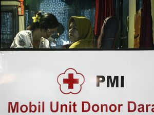 Donor Darah di Bulan Puasa, PMI Sambangi Masjid Warga