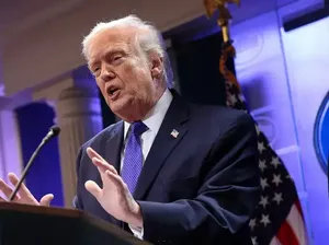 MA Sebut Tarifnya Ilegal, Trump Kehilangan Senjata Andalan?