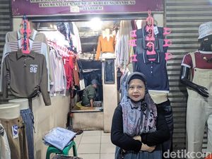 Perjuangan Lela di Pasar Ujungberung, Kian Terancam Pasar Online