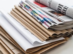 Bukan Sekadar Sampah, Ini Jenis Kertas yang Bisa Diolah Jadi Karya Seni