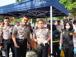 Kapolda Riau Ikut Dites Urine: Tak Ada Ampun bagi Pengguna Narkoba