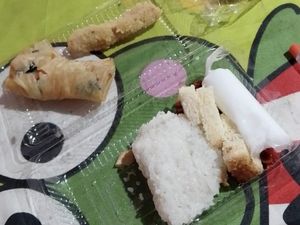 SPPG di Gresik Beri MBG Jajan Basah yang Rawan Basi Sebelum Buka Puasa