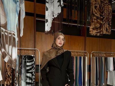 Inspirasi Bukber Kekinian: Pashmina Viscose Ala Aurel sampai Natasha Rizki