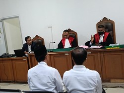 Raimar Terdakwa Kasus Korupsi Revitalisasi Pasar Cinde Dituntut 8 Tahun Penjara