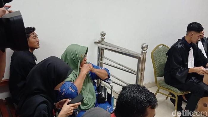 Nenek ABK Medan Minta Prabowo Bebaskan Cucu dari Tuntutan Hukuman Mati