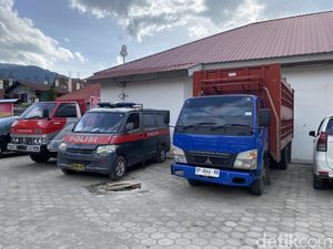 4 Penimbun BBM Subsidi di Tana Toraja Pakai Truk Tangki Modifikasi Ditangkap