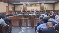 12 Tokoh Ajukan Amicus Curiae di Kasus Korupsi Minyak Mentah, Siapa Saja?