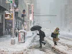 Badai Salju Landa AS, 5.000 Penerbangan Dibatalkan