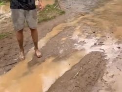Banjir Terjang Hotel dan Homestay di Mandalika, Turis-turis Panik