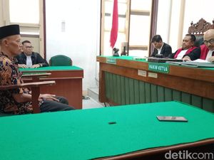 Eks Kepala SMKN 1 Pancur Batu Divonis 17 Bulan Bui Atas Kasus Korupsi Dana BOS