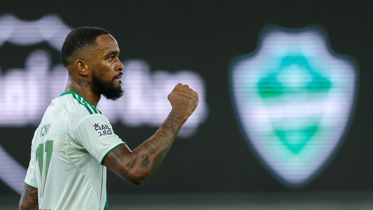 Striker Al Ahli, Ivan Toney, (Foto: Yasser Bakhsh/Getty Images)