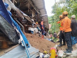 Tragedi Kandang Ayam di Malang Ambruk Timbun Pekerja, 2 Orang Tewas