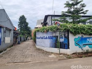 Video: Warga di Tangerang Antusias dengan Kampung Padel karena Cuan