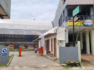 Kata Warga hingga Pedagang Usai Muncul Kampung Padel di Tangerang