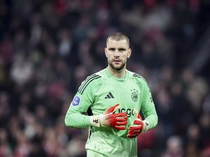 Bukan Jordi Cruyff Aktor Utama Transfer Maarten Paes ke Ajax