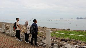 Ngabuburit Sambil Rekreasi di PIK 2