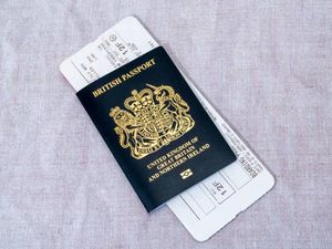 Heboh WNI Bangga Anaknya Jadi WNA, Paspor Inggris Masuk Top 10 Terkuat Dunia