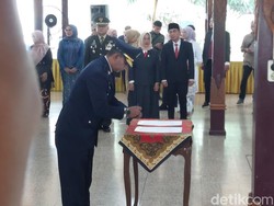 Rombak Birokrasi, Bupati Cirebon Lantik 200 Pejabat