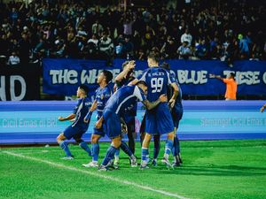 Blak-blakan Van Gastel Ungkap Biang Kerok PSIM Puasa Kemenangan di 5 Laga