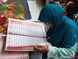 Lansia Mondok di Ponpes Sepuh Payaman Magelang demi Bekal Akhirat