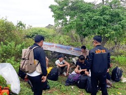 7 Imigran Gelap Asal China dan Uzbekistan Ditangkap di Rote Ndao