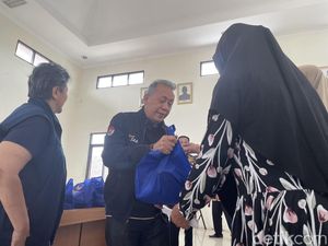 Safari Ramadan, NasDem Berikan 1.000 Paket Sembako untuk Warga Terban Kudus