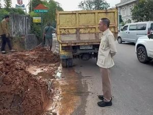 Walkot Palembang Tegas Soal Aktivitas Pembangunan Ganggu Lalu Lintas Jalan