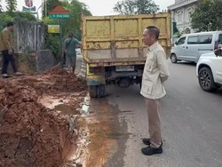 Walkot Palembang Tegas Soal Aktivitas Pembangunan Ganggu Lalu Lintas Jalan