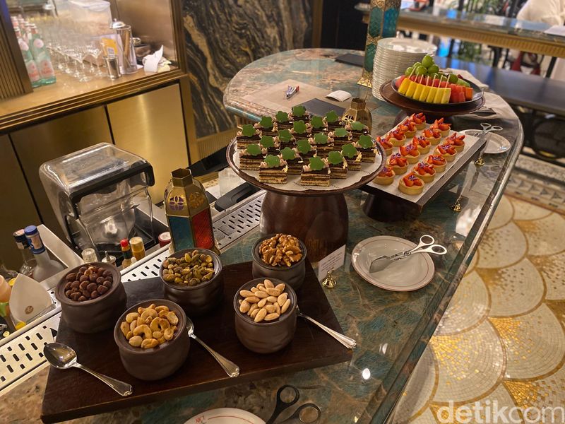 Pengalaman buka puasa di ALICE by Tom Aikens