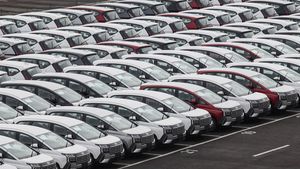 Ekspor Mobil RI 2025 Naik 9,7%, Tembus 518 Ribu Unit