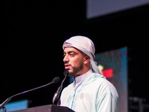 Ibrahim Idris dan Azan Bersejarah di Kandang Setan Merah