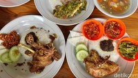 Kanaka: Di Bintaro Ada Tempat Makan Nikmat ala Rumah Nenek di Dalam Gang