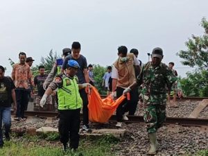 3 Orang Tertabrak KA Tawang Jaya di Batang, 1 Tewas
