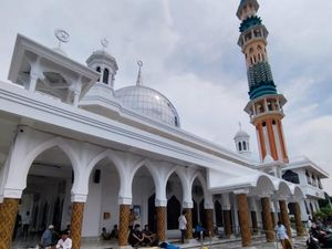 Menilik Jejak Sang Naualuh di Masjid Raya Pematangsiantar