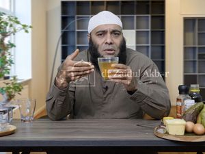 Stop yang Manis-Manis! Ini Minuman Buka Puasa Sehat ala Zaidul Akbar