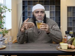 Stop yang Manis-Manis! Ini Minuman Buka Puasa Sehat ala Zaidul Akbar