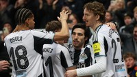 Lawan Chelsea atau Barcelona, Newcastle Ayo Aja