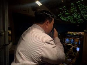 Video Jet Tempur F-16 Kawal Kedatangan Prabowo di Yordania