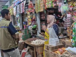 Sidak Pasar Legi Ponorogo, Harga Beras SPHP-Minyakita di Bawah HET