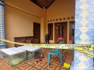 Tragis! Pria Ini Tewas Dibacok Orang Tak Dikenal Saat Sedang Tidur di Rumah