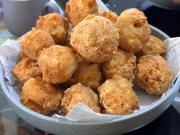 Krenyes Gurih! 10 Bakso Goreng Halal Enak untuk Buka Puasa