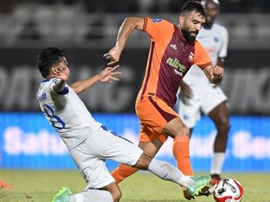 Hasil Super League: Borneo Sikat Arema FC, Dewa United Tundukkan Persita